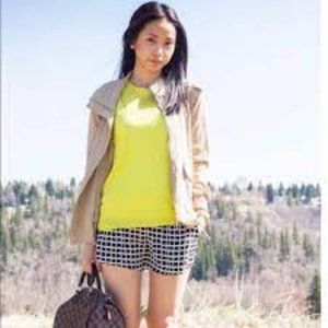 Aritzia Wilfred Les Halles 100% Silk Shorts Black & White Sz 2 -‎ Like New